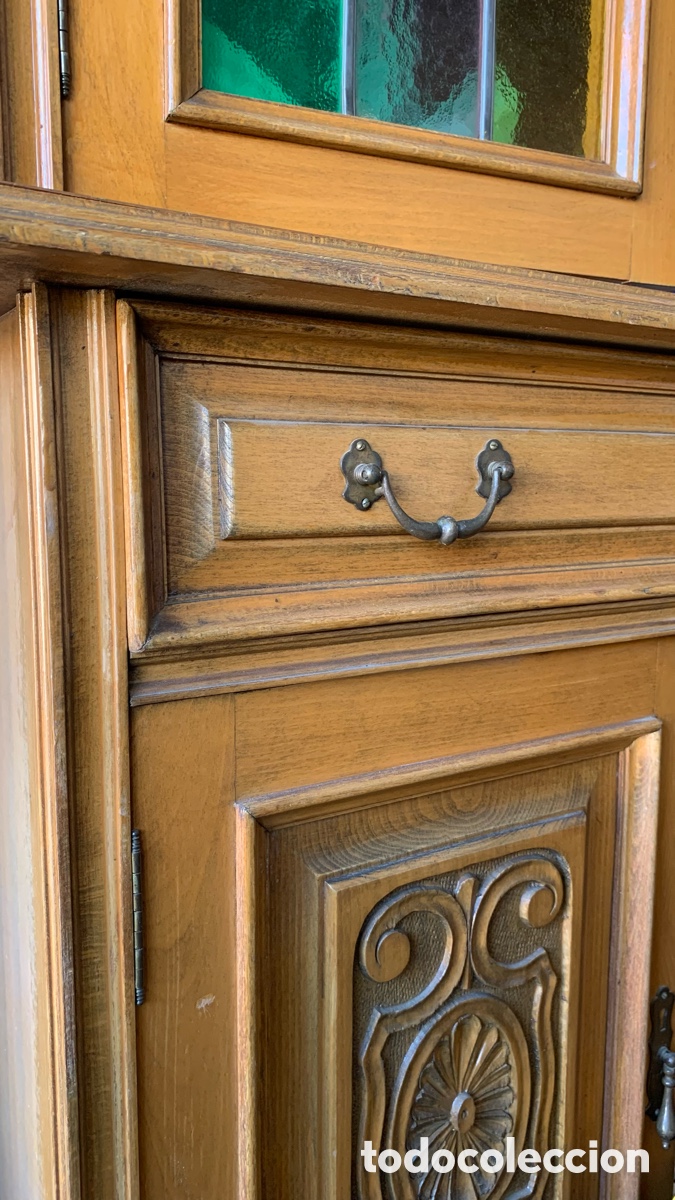 Antig&uuml;edades: Mueble madera maciza y vitral - Foto 5