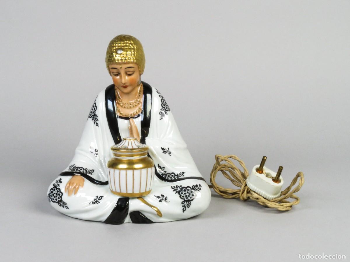 Antig&uuml;edades: L&aacute;mpara incensario Art Dec&oacute; personaje oriental en porcelana esmaltada principios del siglo XX