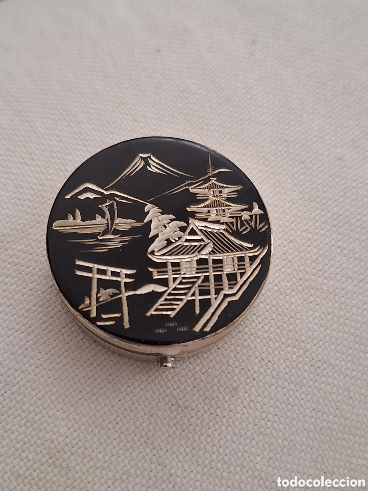 Antig&uuml;edades: Cajita pastillero en plata - Foto 1