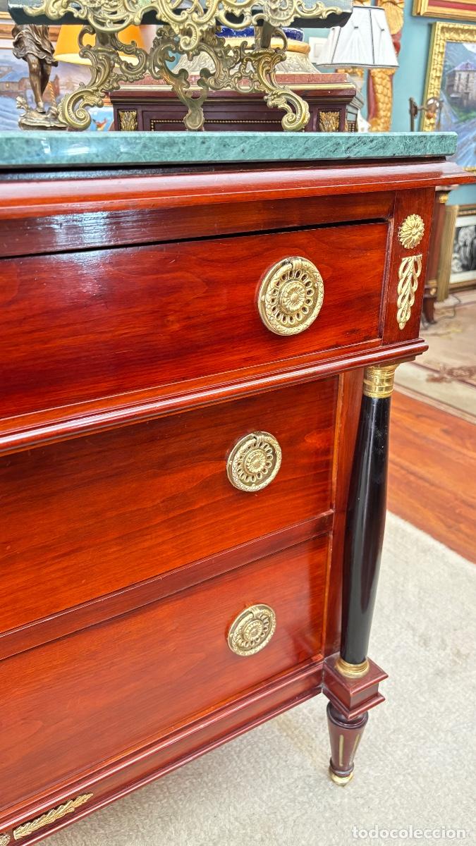 Antig&uuml;edades: Preciosa c&oacute;moda antigua - Foto 5