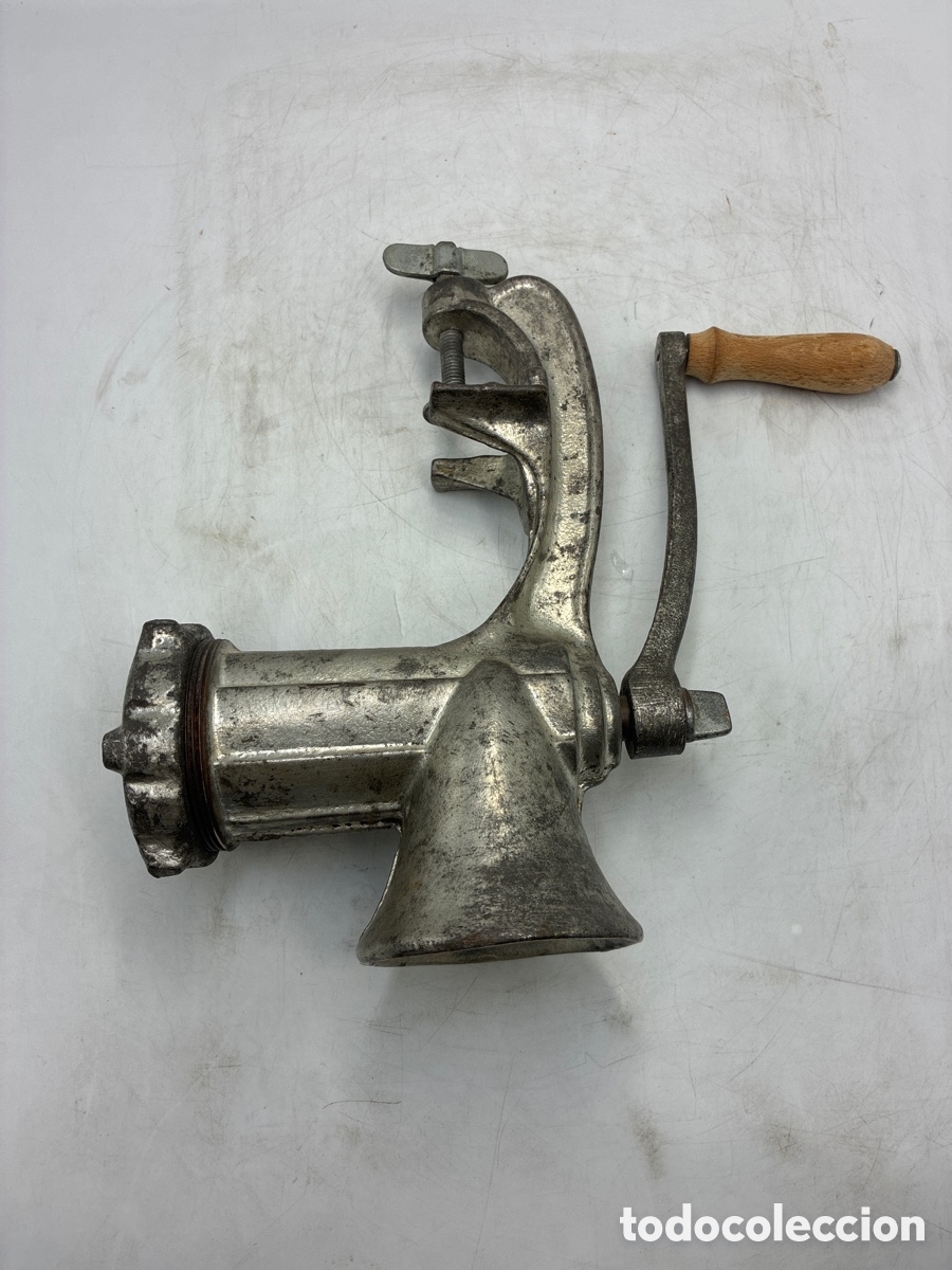 Antig&uuml;edades: Picadora de carne de fundici&oacute;n ELMA. - Foto 2