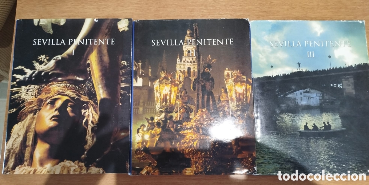Antig&uuml;edades: Colecci&oacute;n d&eacute; libros Semana Santa Sevilla