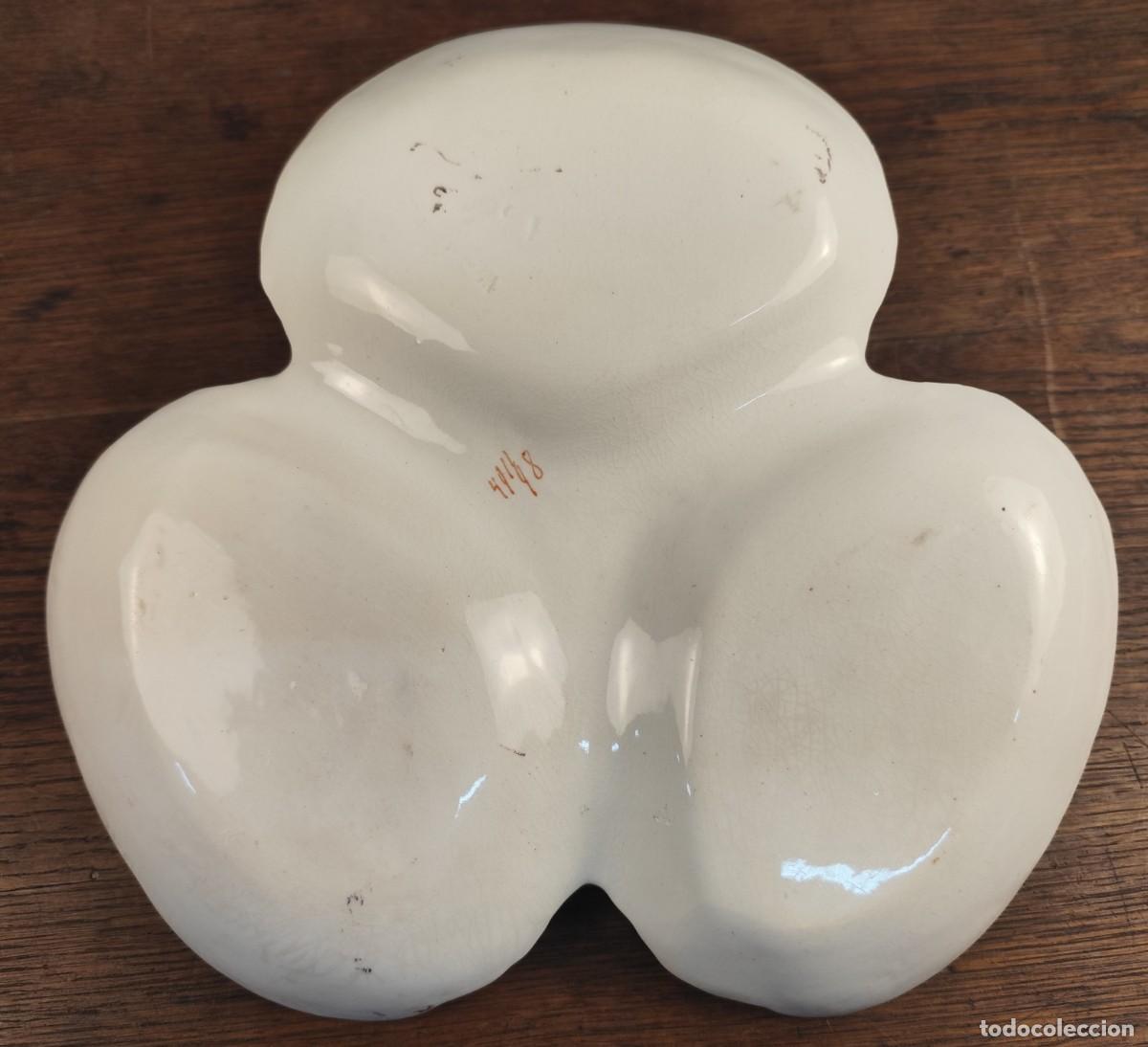 Antig&uuml;edades: Bandeja de loza blanca con tres compartimentos - Foto 10