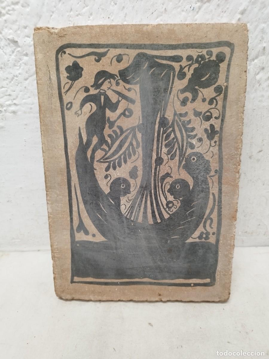 Antig&uuml;edades: Socarrat valenciano, rayola decorativa reproducci&oacute;n a&ntilde;os 2000. Valencia barro cocido. Azulejo.
