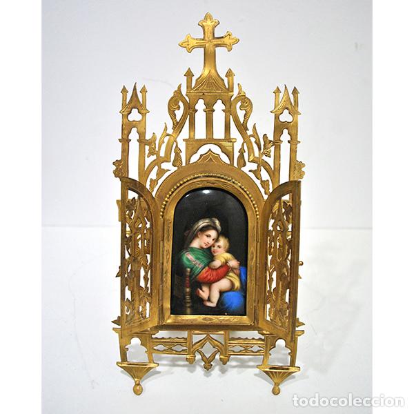 Antig&uuml;edades: Retablo capilla bronce y esmalte Virgen