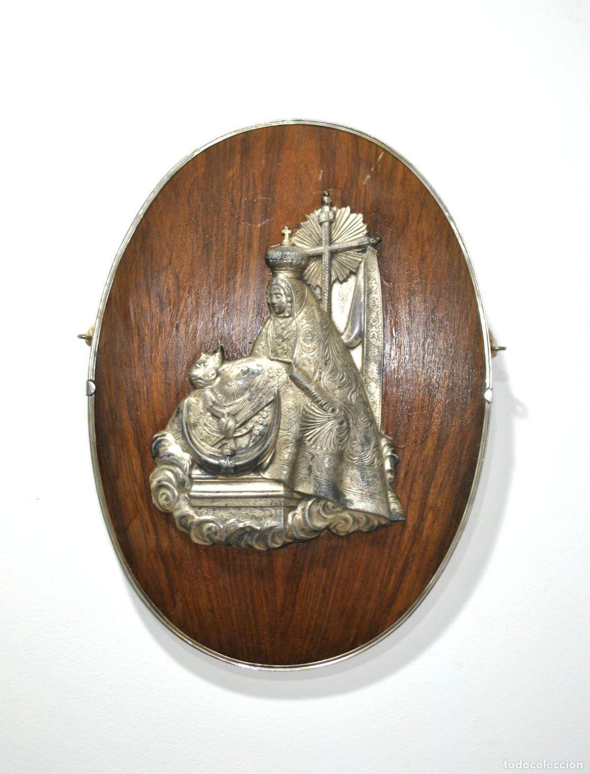 Antig&uuml;edades: Cuadro madera relieve Virgen de la Piedad - Foto 1