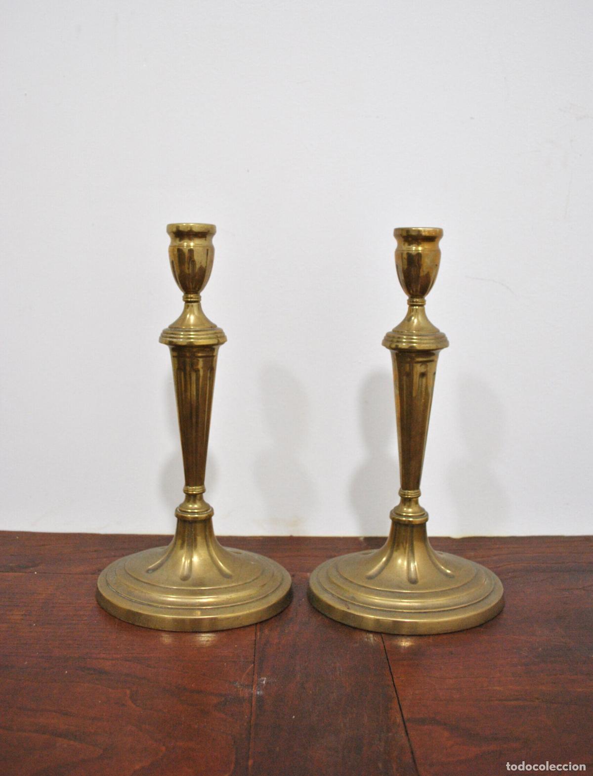 Antig&uuml;edades: Pareja candelabros bronce 1 vela - Foto 1