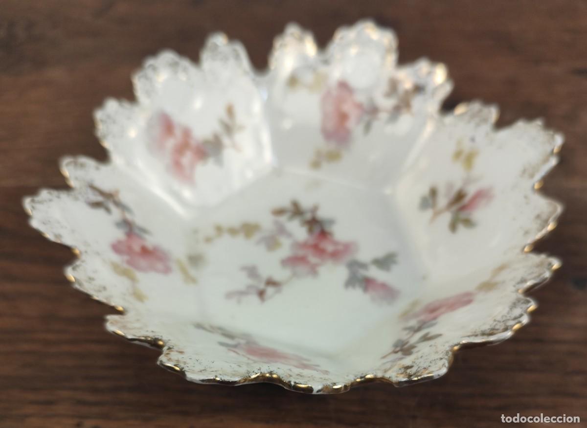 Antig&uuml;edades: Peque&ntilde;o cuenco de porcelana mediados siglo XX