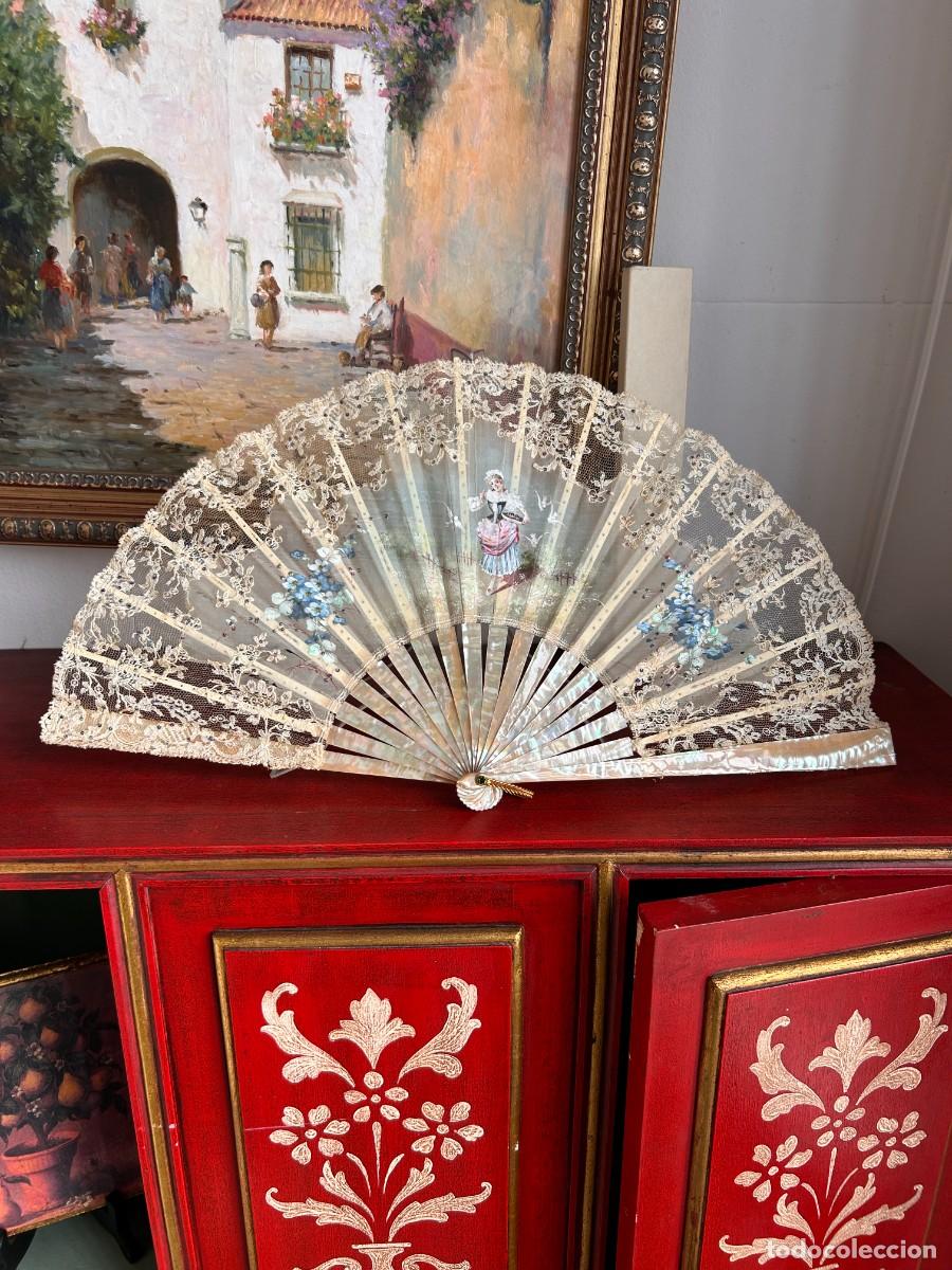 Antig&uuml;edades: Abanico antiguo N&aacute;car