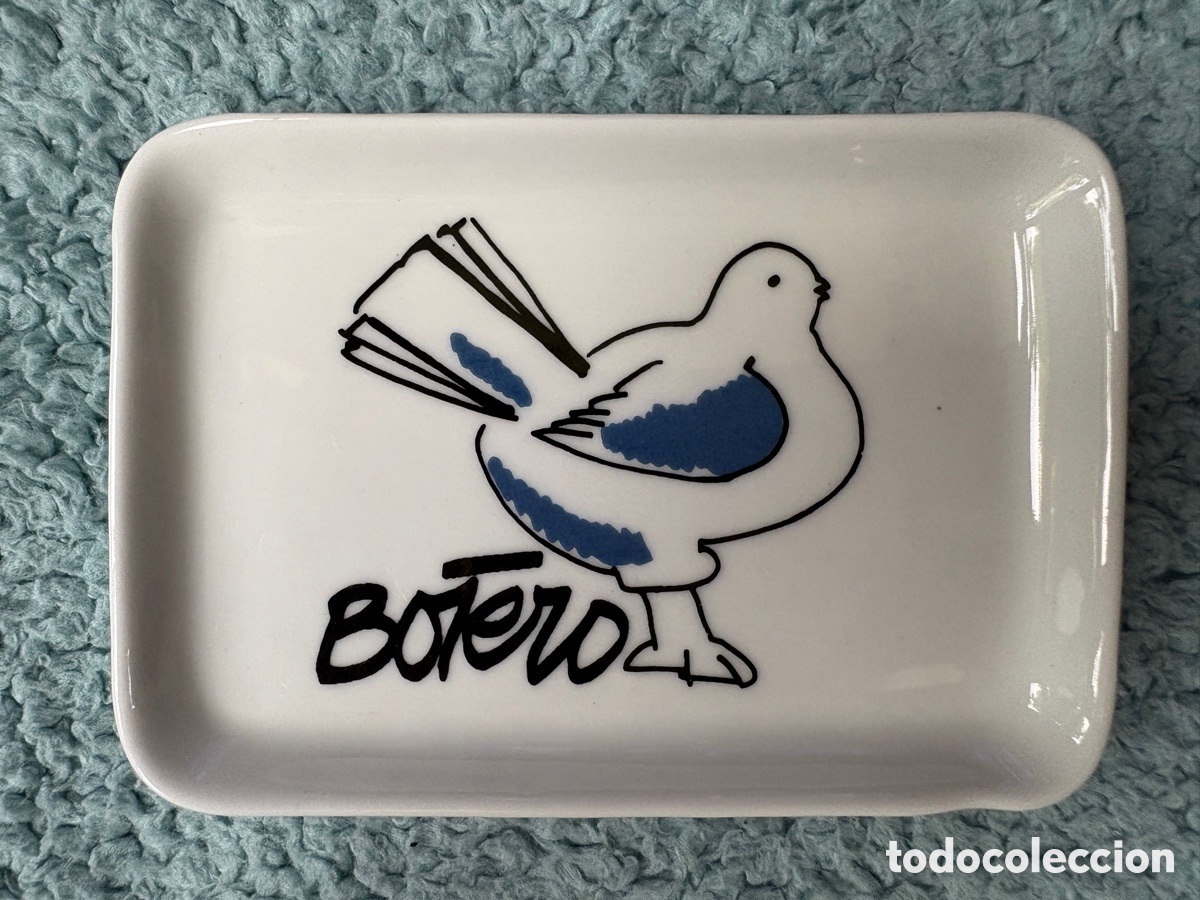 Antig&uuml;edades: (L784) Plato / Cenicero de cer&aacute;mica - Paloma de Fernando Botero - 12x9 cm