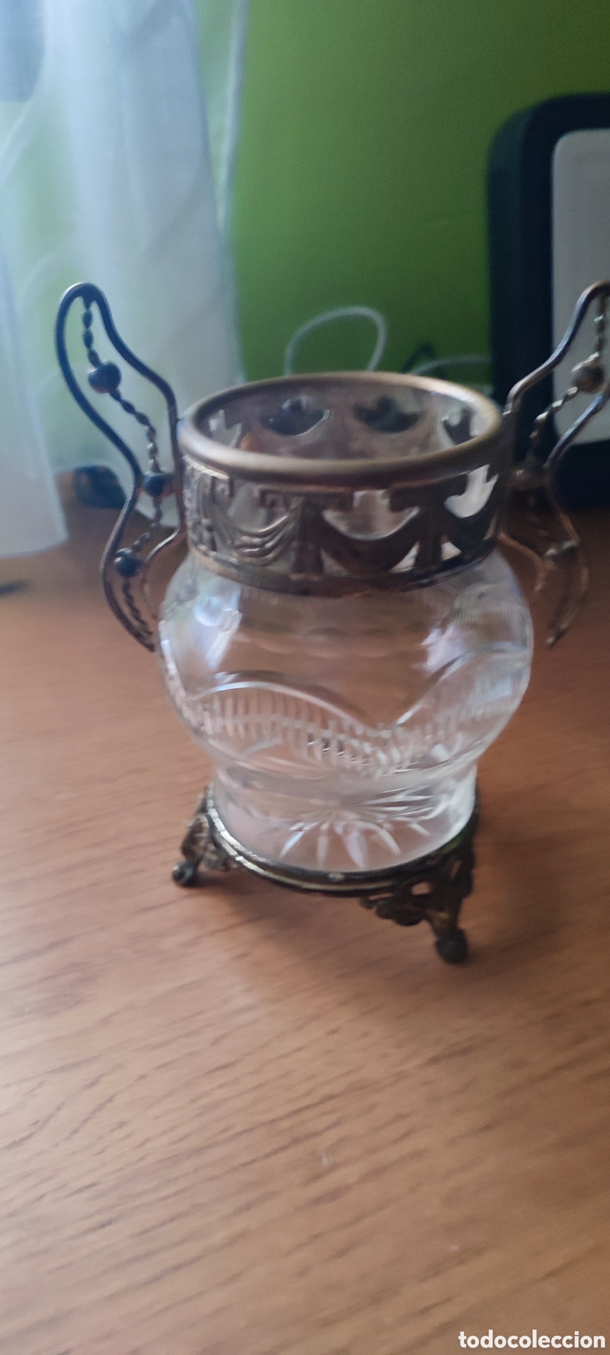 Antig&uuml;edades: Precioso jarr&oacute;n modernista principios del siglo XX de cristal de Bohemia y bronce