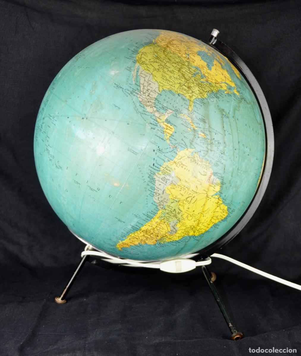 Antig&uuml;edades: Globo terr&aacute;queo en cristal de George Philip & Son del a&ntilde;o 1972