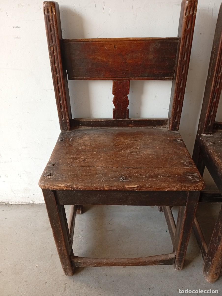 Antig&uuml;edades: DOS SILLAS CENTENARIAS DE MADERA - Foto 2