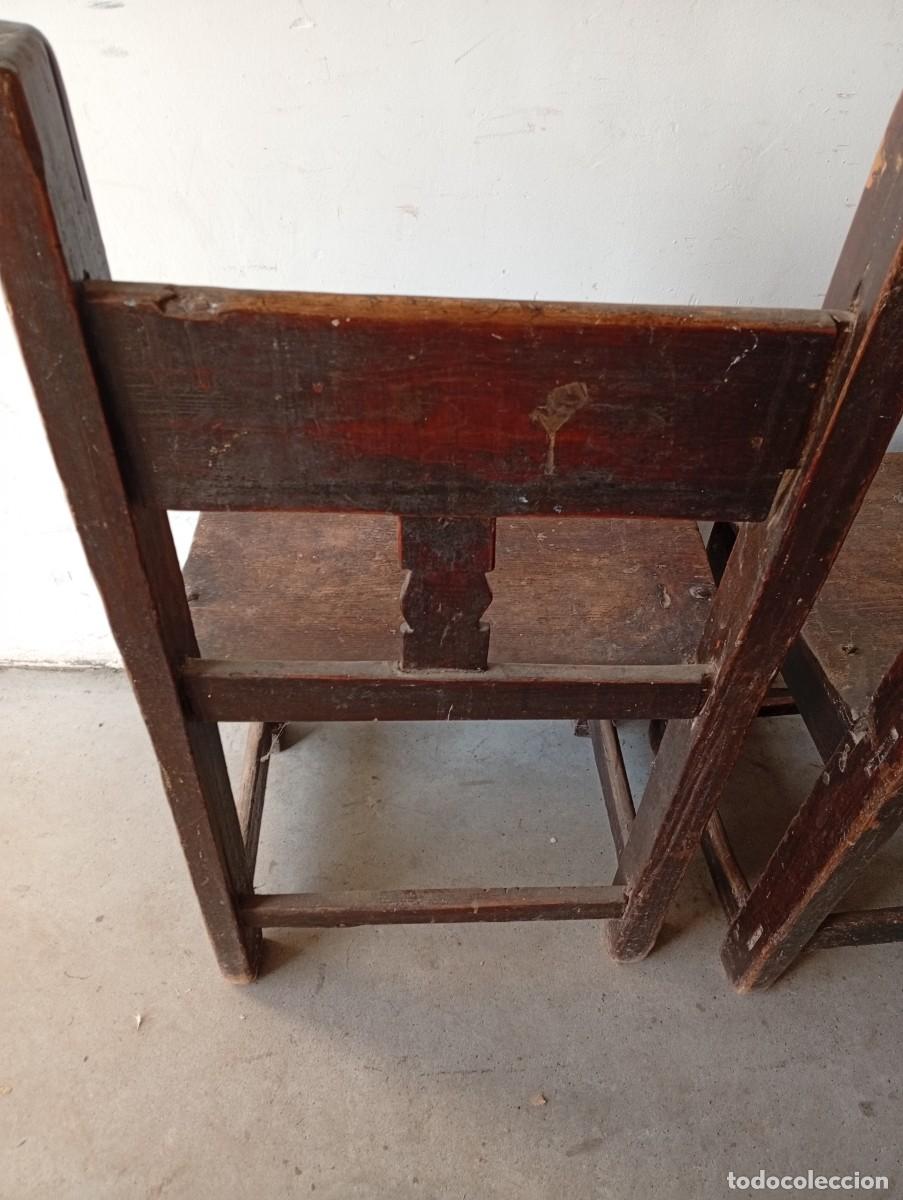 Antig&uuml;edades: DOS SILLAS CENTENARIAS DE MADERA - Foto 8