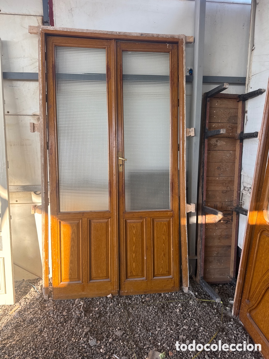 Antig&uuml;edades: Puerta modernista de dos hojas con su Marco - Foto 1