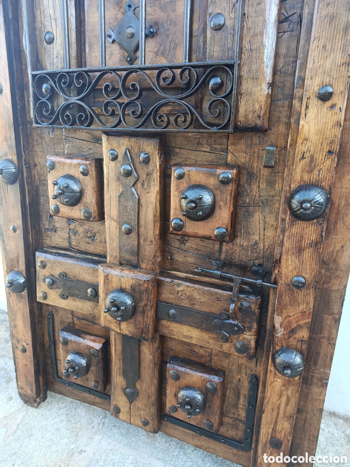 Antig&uuml;edades: Puerta de madera y forja - Foto 6