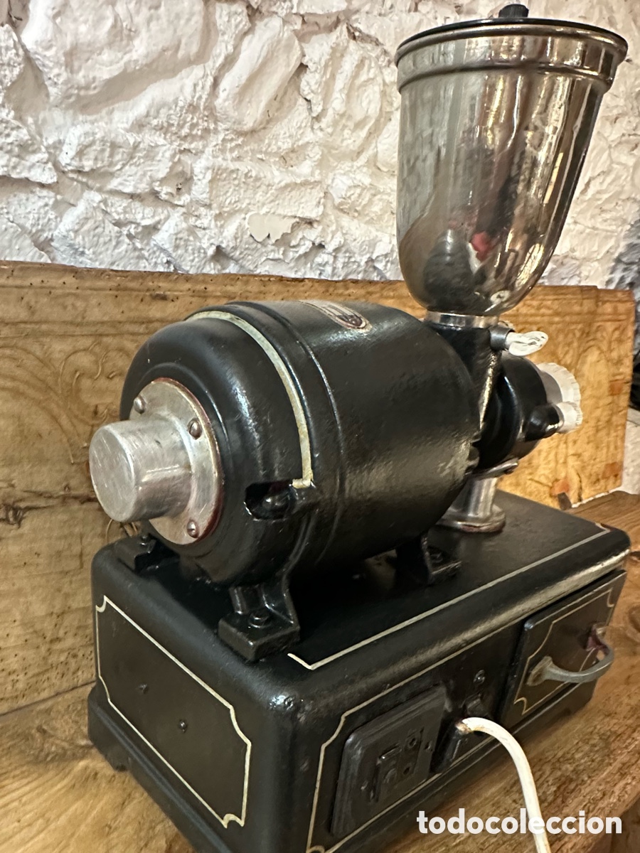 Antig&uuml;edades: Molinillo de caf&eacute; el&eacute;ctrico antiguo es de la marca ES-CEL. - Foto 2