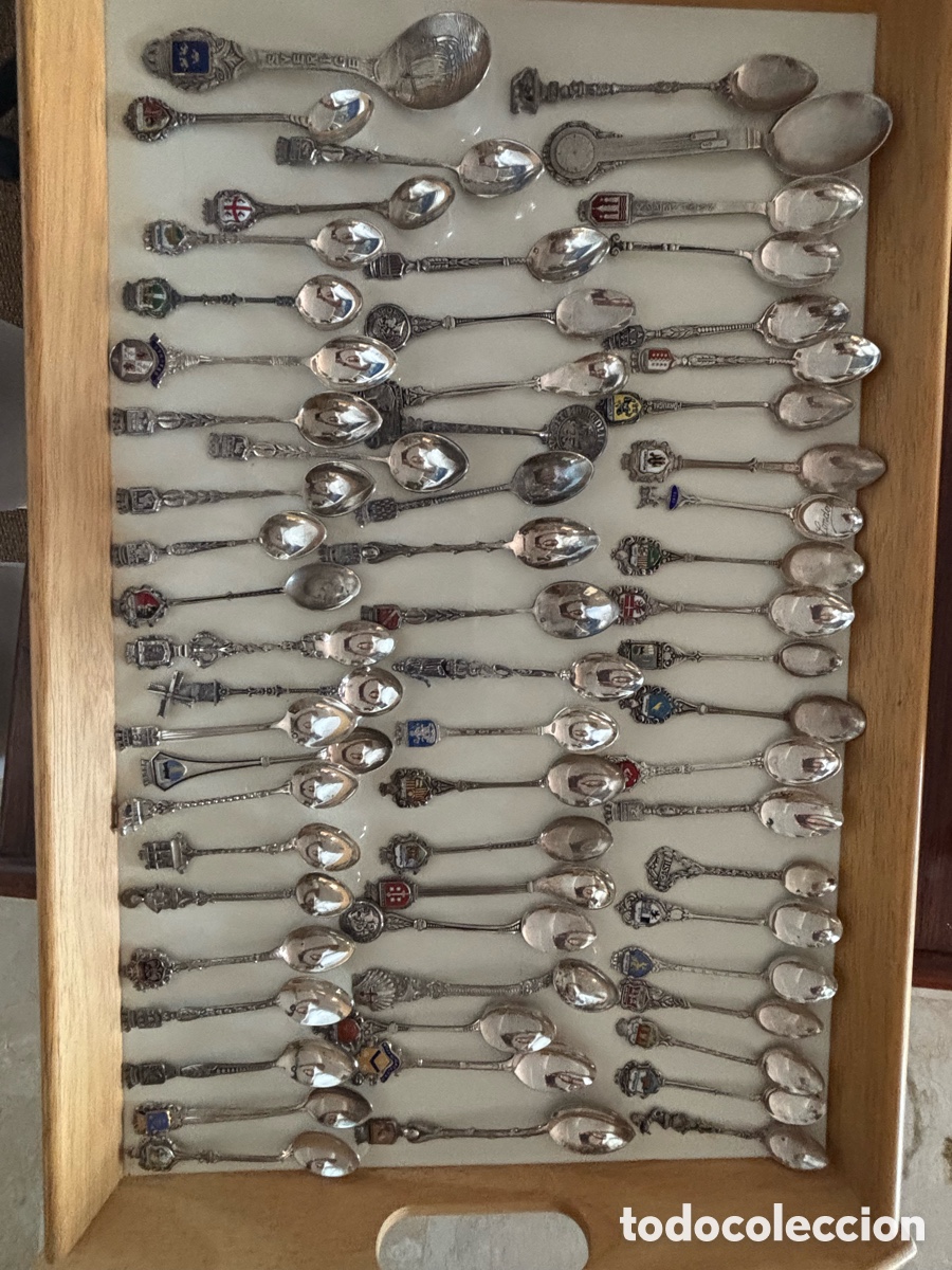 Antig&uuml;edades: Cucharillas de plata con escudos - Foto 1