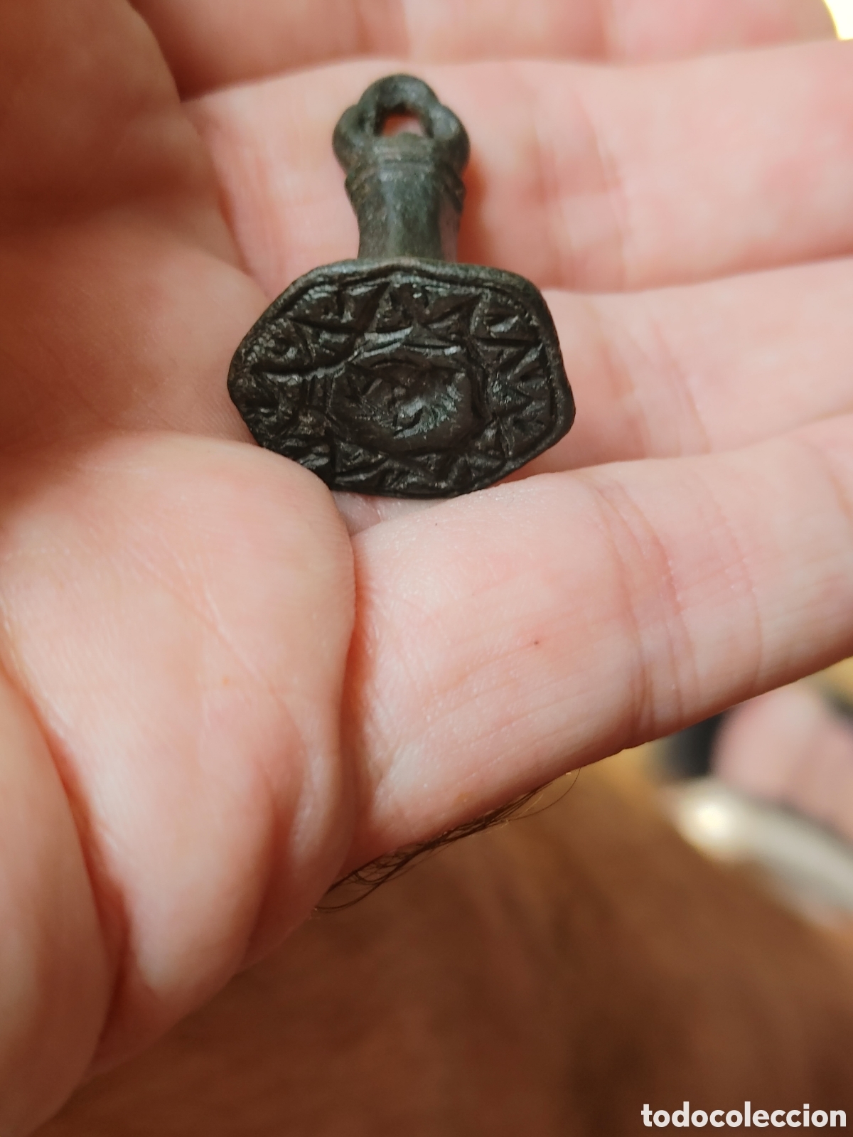 Antiquit&eacute;s: Matriz en bronce medieval.