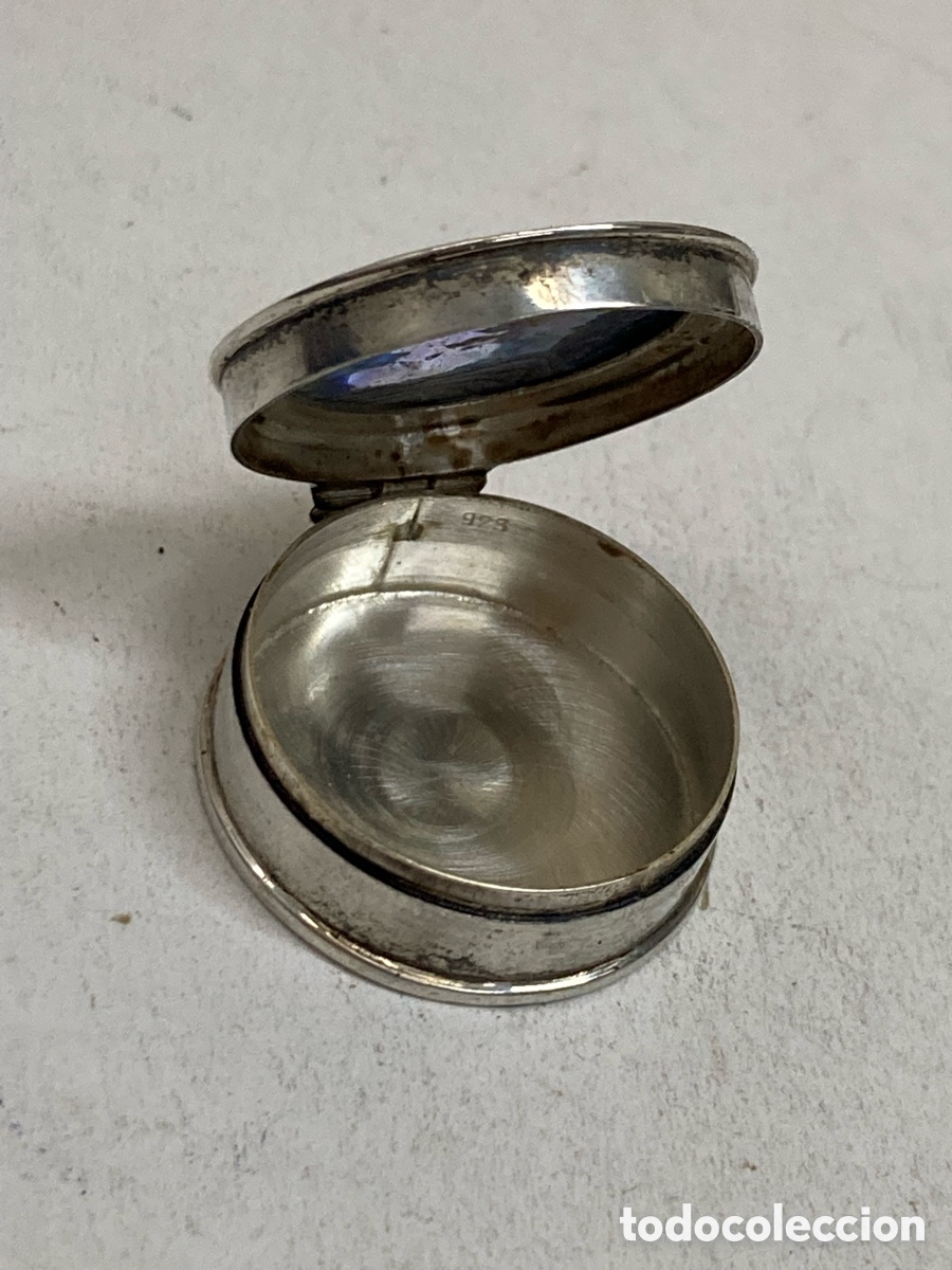 Antig&uuml;edades: Cajita de plata y n&aacute;car/K05 - Foto 2