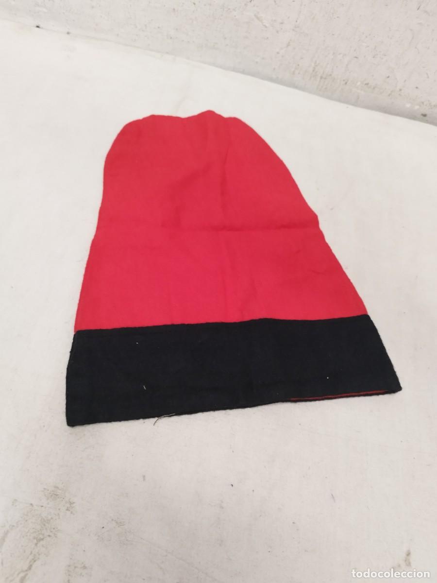 Antig&uuml;edades: Antiguo gorro, barretina catalana. Creo que de los a&ntilde;os 70.