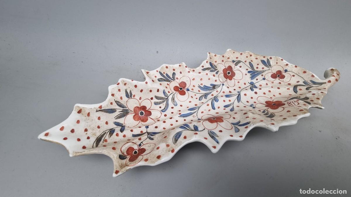 Antig&uuml;edades: Recipiente de cer&aacute;mica decorado con flores - Foto 1