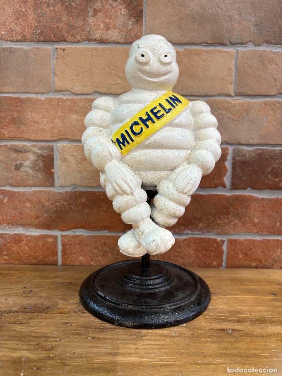 Antig&uuml;edades: Figura de Hierro Mu&ntilde;eco Michelin Sentado
