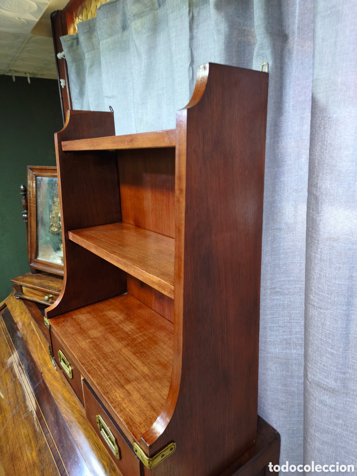 Antig&uuml;edades: Librer&iacute;a de barco chapada en caoba - Foto 4