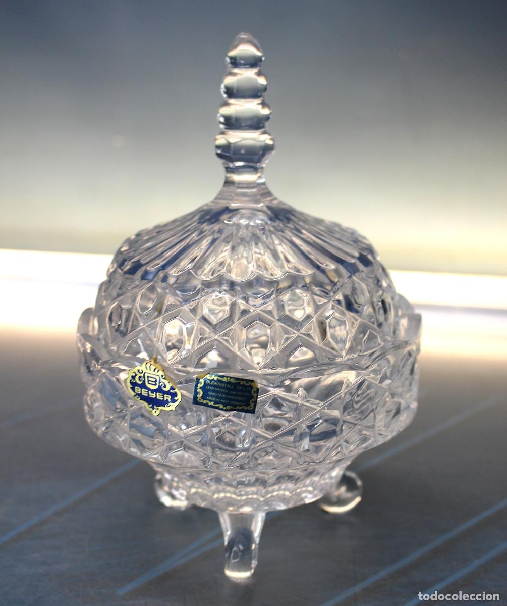 Antig&uuml;edades: Bombonera, joyero cristal de plomo tallado Beyer.