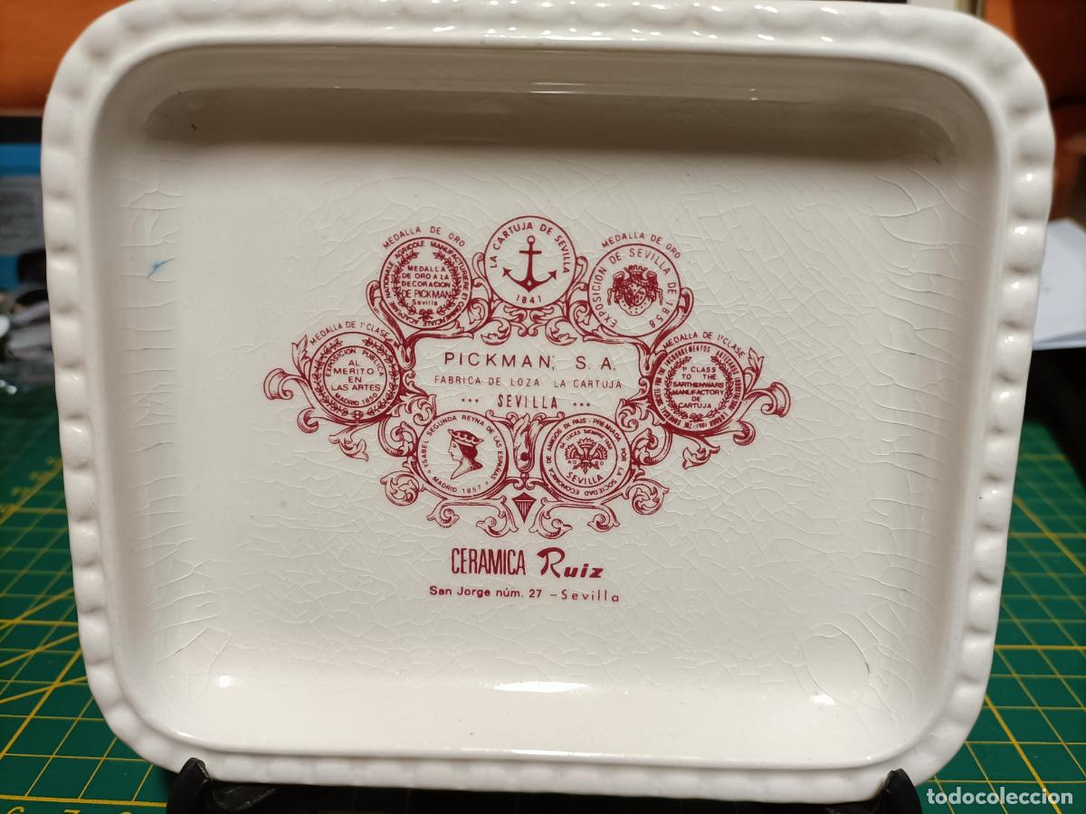 Antiguidades: PLATO O BANDEJA DE CERAMICA CON SOPORTE LA CARUJA DE SEVILLA PICKMAN PUBLICIDAD DE CERAMICA RUIZ