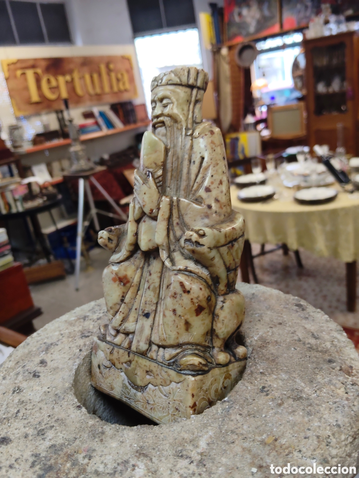Antig&uuml;edades: Impresionante Monje en piedra de jab&oacute;n