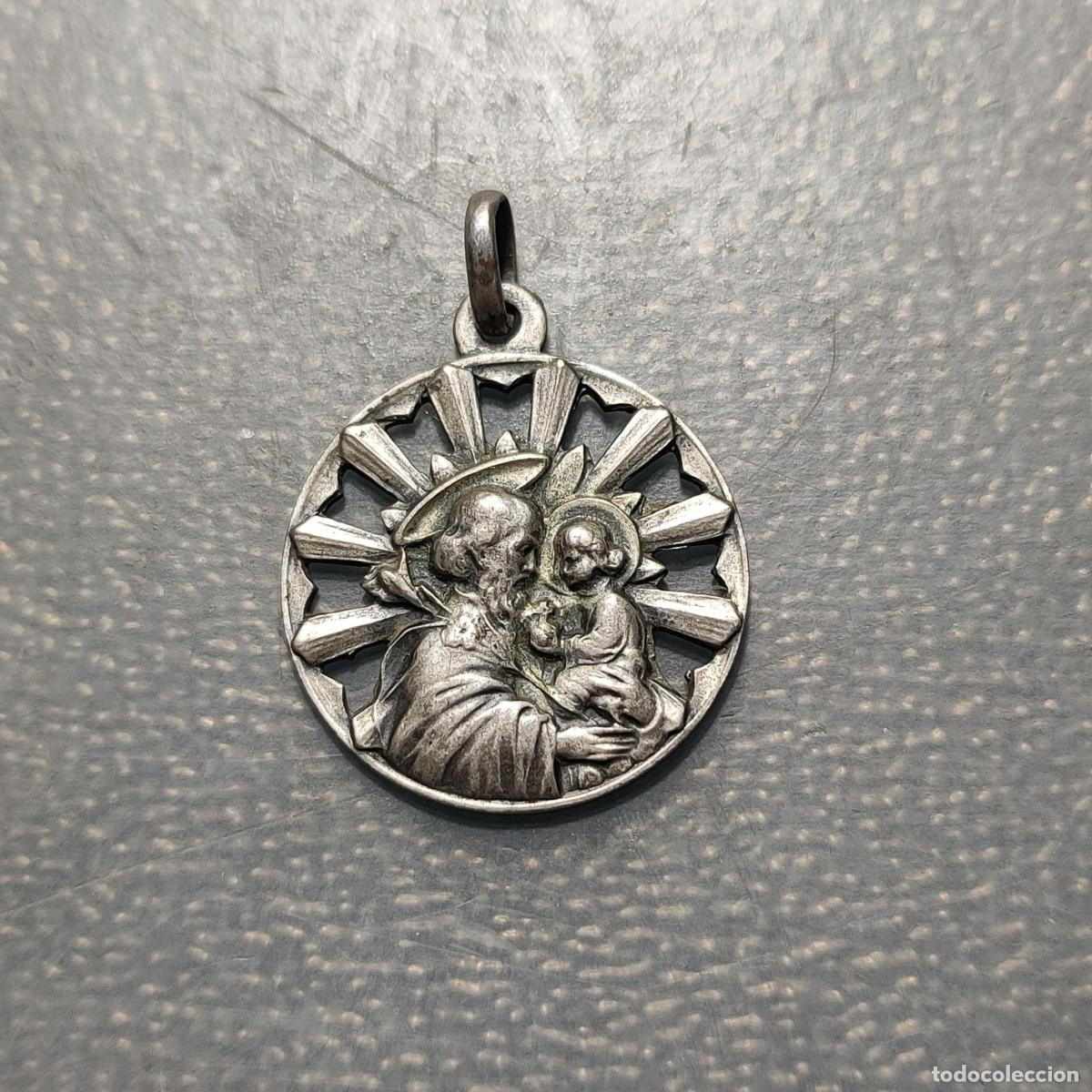 Antig&uuml;edades: MEDALLA RELIGIOSA SAN JOSE MEDALLA CALADA METAL PLATEADO