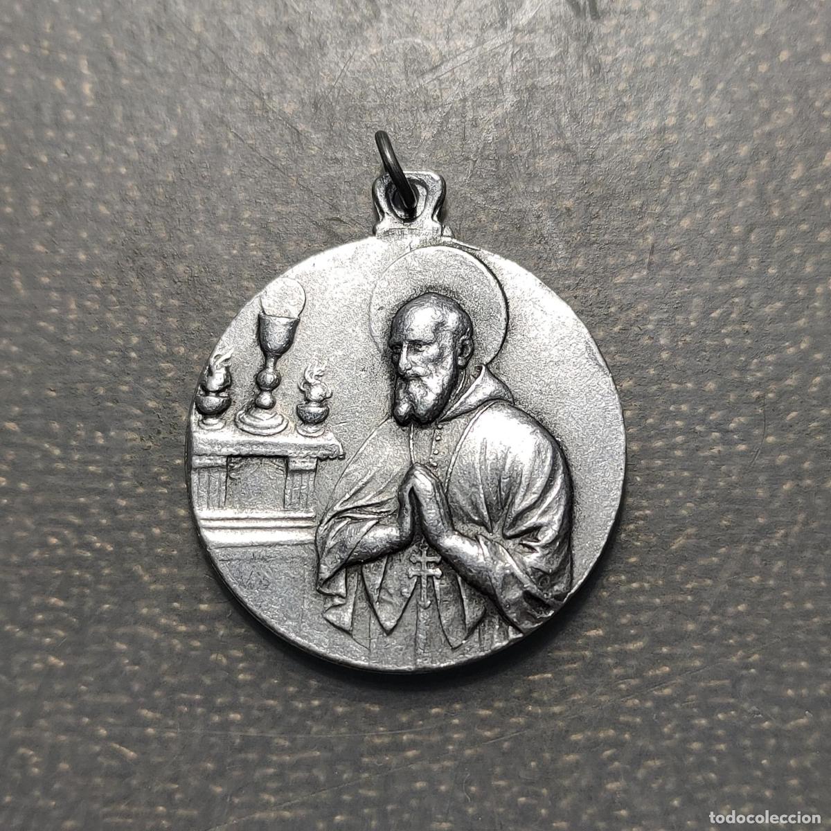 Antig&uuml;edades: MEDALLA RELIGIOSA VIRGEN DEL PERPETUO SOCORRO SAN GREGORIO MAGNO ALUMINIO