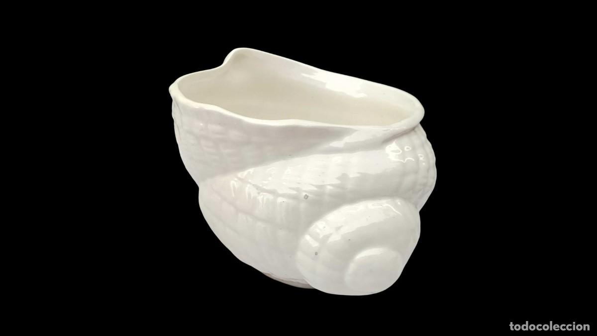 Antiques: RECIPIENTE DECORATIVO VINTAGE DE CERAMICA BLANCA EN FORMA DE CARACOLA, A&Ntilde;OS 70/80 - &iexcl;Muy Raro!