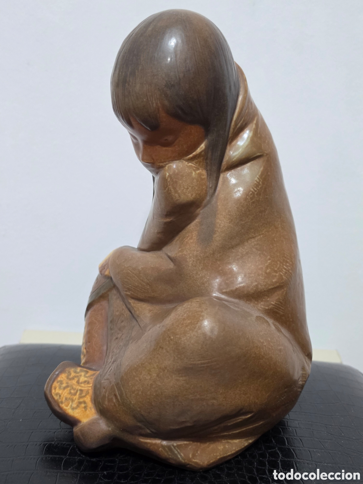 Antig&uuml;edades: Ni&ntilde;a de Esquimal Lladr&oacute; 26x22 cm. - Foto 4