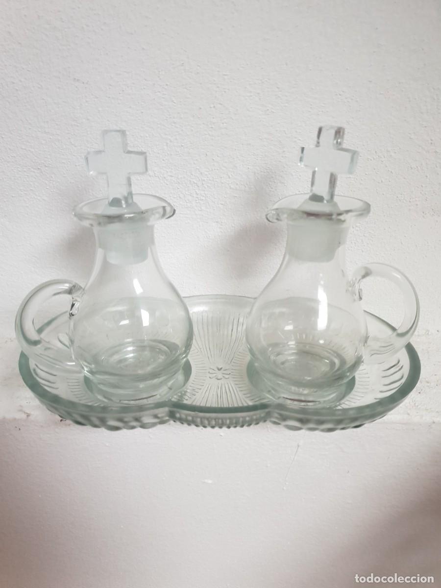 Antig&uuml;edades: Vinageras de cristal para liturgias