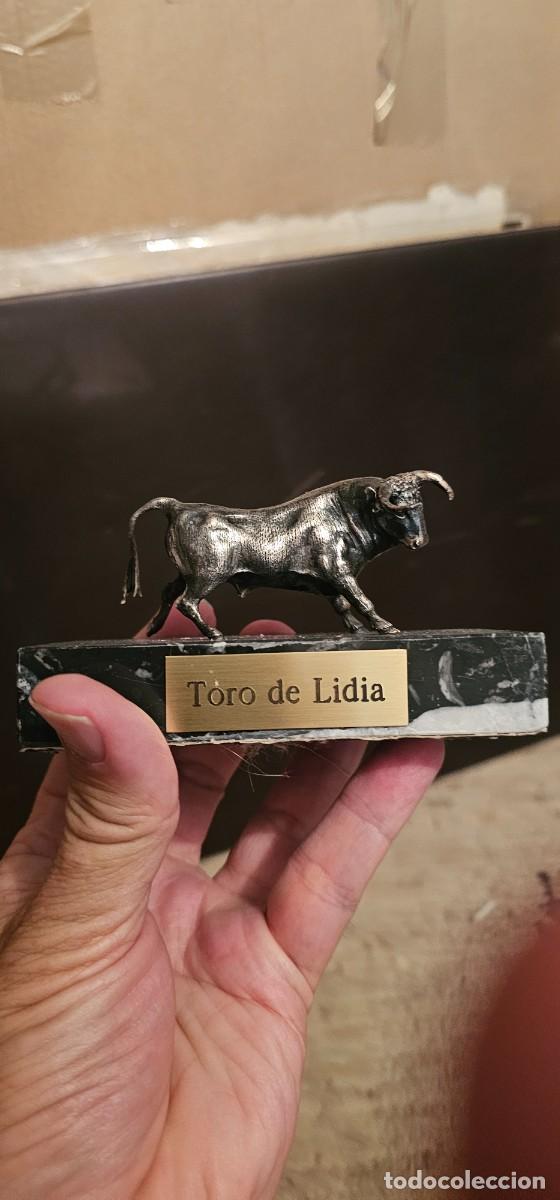 Antig&uuml;edades: Preciosa escultura tiro bravo en plata