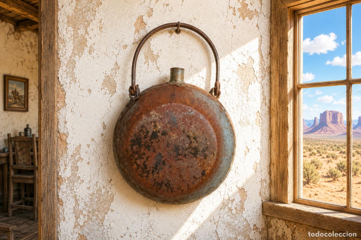 Antig&uuml;edades: ANTIGUA CANTIMPLORA DE METAL