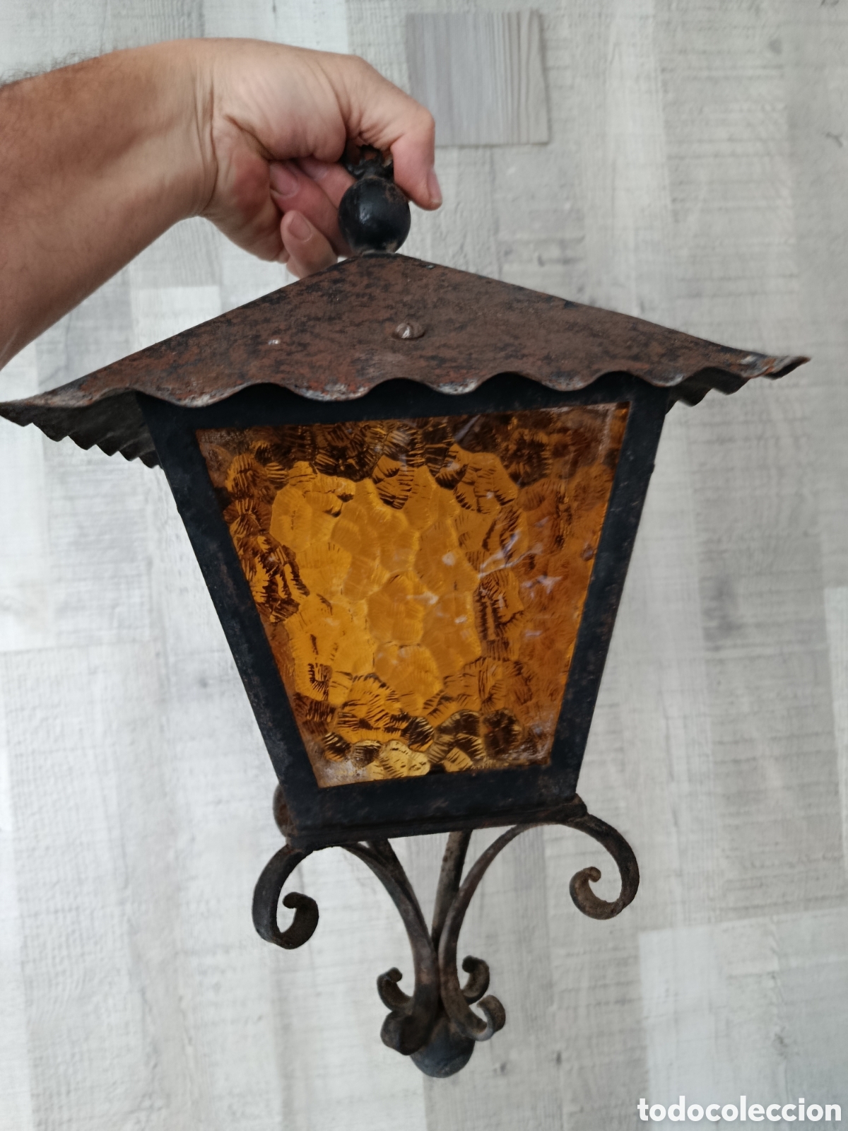 Antig&uuml;edades: ANTIGUO FAROL DE FORJA.