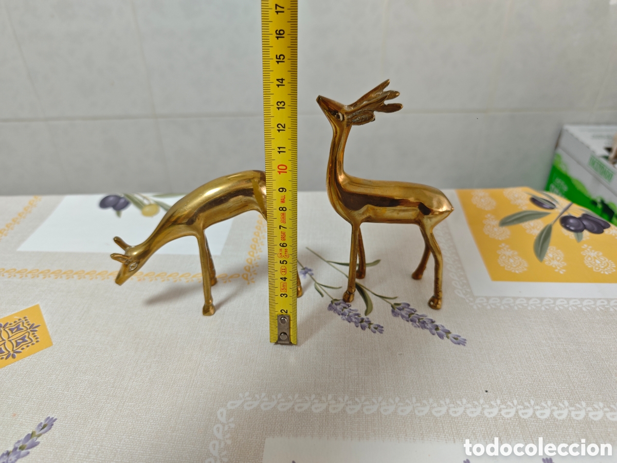 Antig&uuml;edades: Pareja de ciervos en bronce - Foto 3