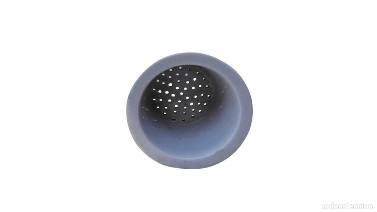Antiguidades: COLADOR DE T&Eacute; DE PORCELANA - COLOR AZUL GRIS&Aacute;CEO - VINTAGE A&Ntilde;OS 70/80