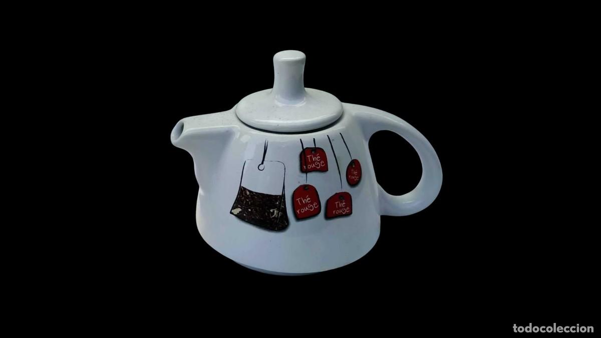 Oggetti Antichi: TETERA DE PORCELANA CON TAPA - &rdquo;TH&Eacute; ROUGE&rdquo; - BOLSITAS DE T&Eacute; PINTADAS A MANO - A&Ntilde;OS 80/90