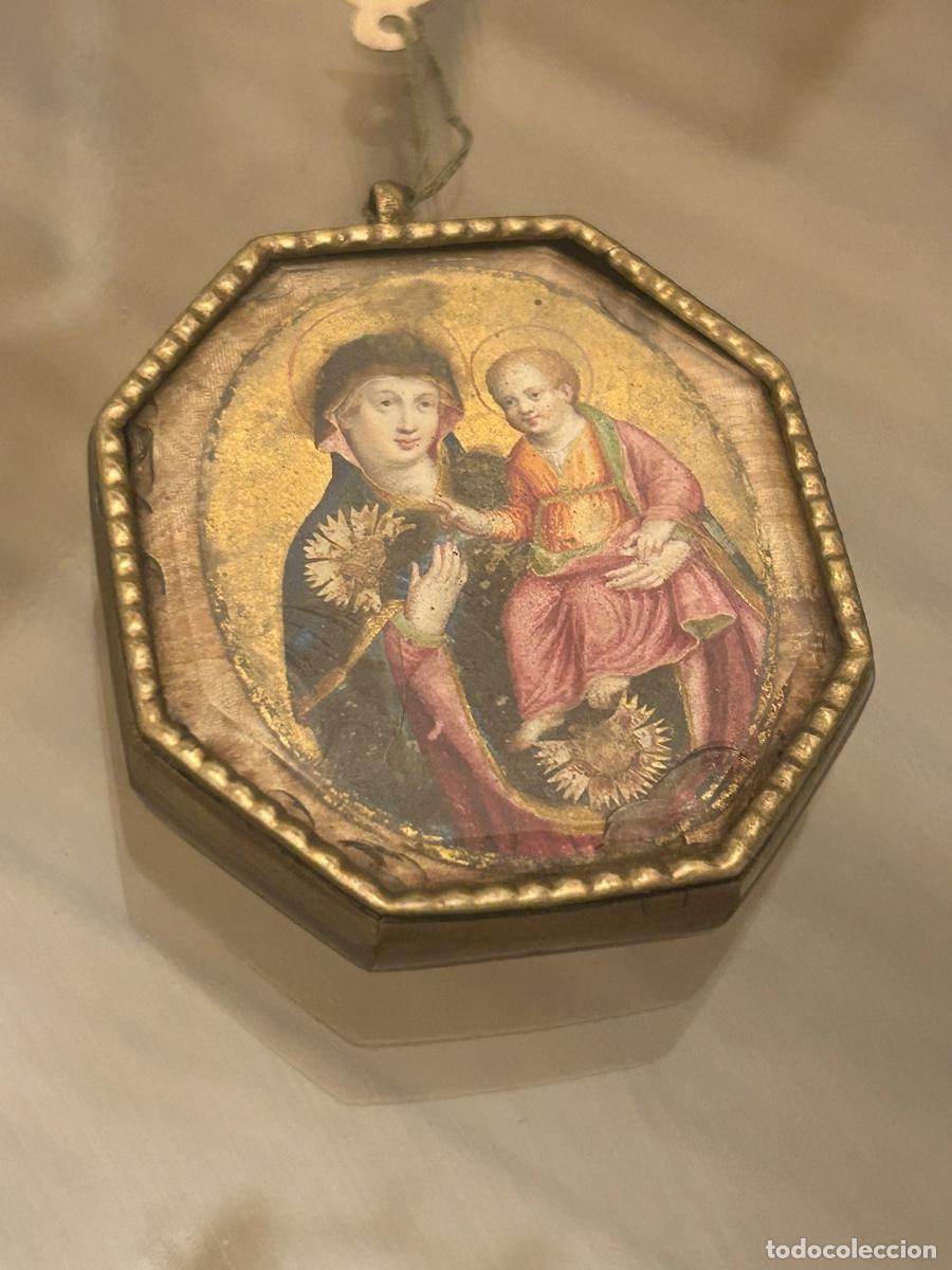 Antig&uuml;edades: Antiguo relicario probablemente Italia S. XVII miniatura Virgen con ni&ntilde;o Jes&uacute;s