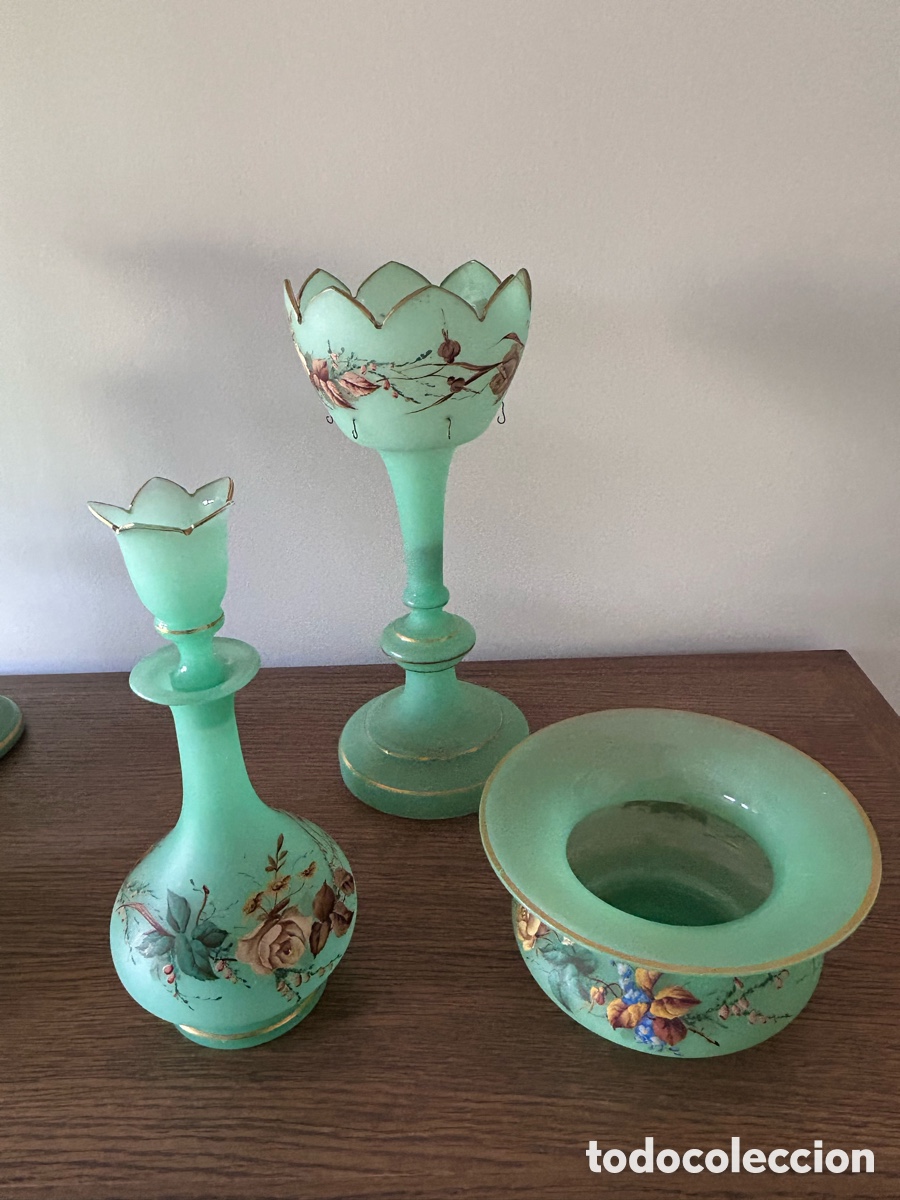 Antig&uuml;edades: Opalinas. Juego antiguo de dormitorio - Foto 4