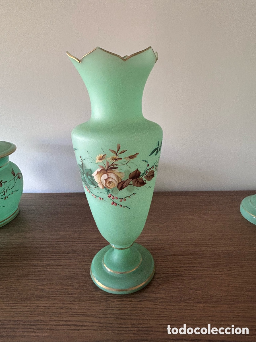 Antig&uuml;edades: Opalinas. Juego antiguo de dormitorio - Foto 7