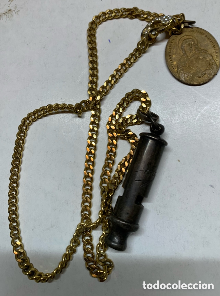Antig&uuml;edades: 1 Silbato Vintage Con Cadena Ba&ntilde;o de Oro y Diamantes