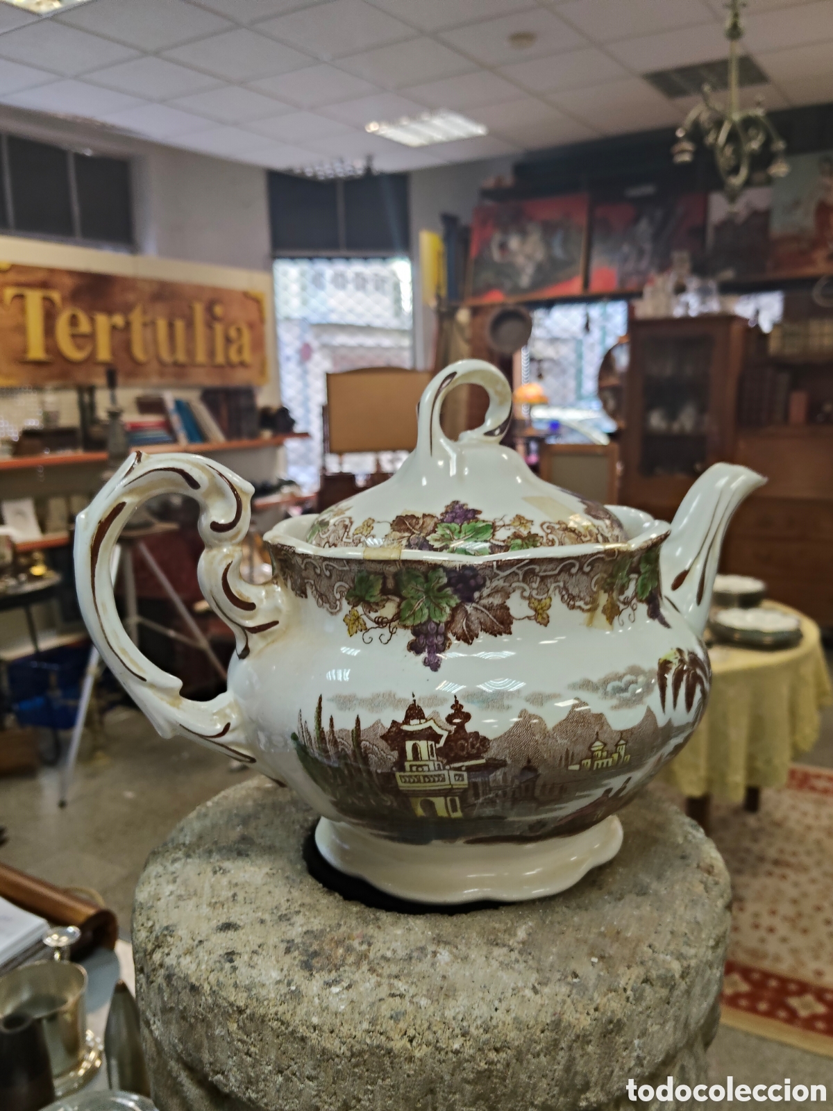 Antig&uuml;edades: Impresionante tetera antigua