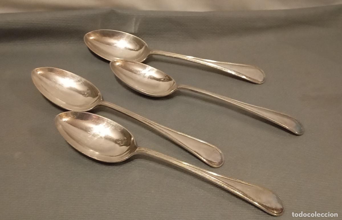 Antig&uuml;edades: 4 Cucharas Walker & Hall Plateadas - Foto 1