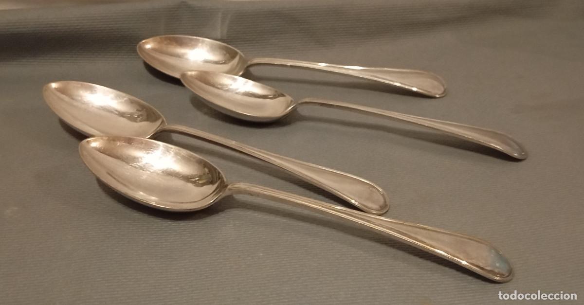 Antig&uuml;edades: 4 Cucharas Walker & Hall Plateadas - Foto 2