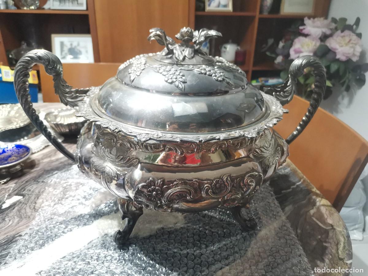 Antig&uuml;edades: Espectacular Sopera / Centro de Mesa de Plata de Ley - 3,8 kg